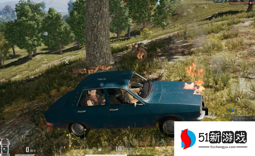 绝地求生怎么开车拿枪